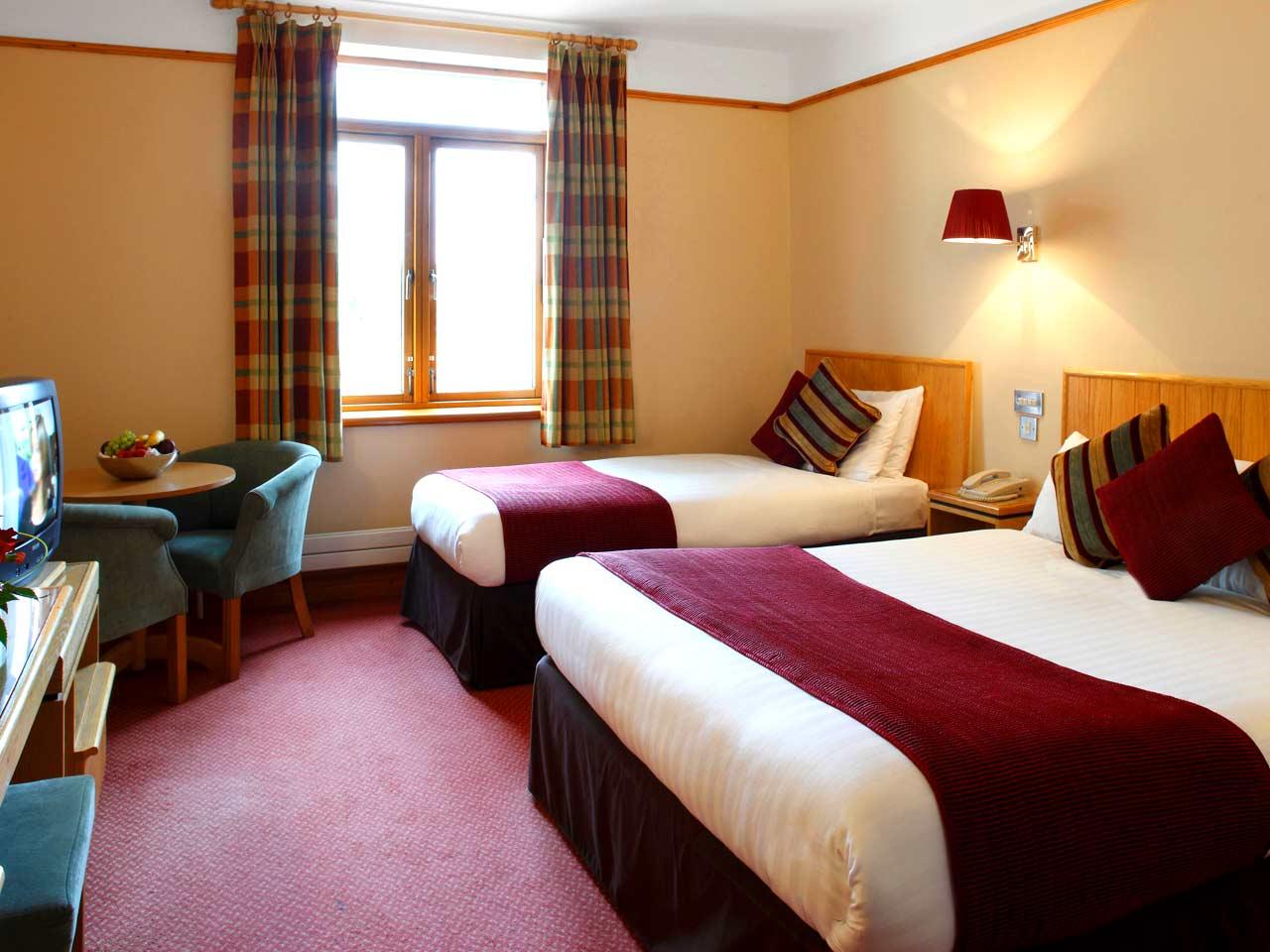 Tullamore Court Hotel Εξωτερικό φωτογραφία